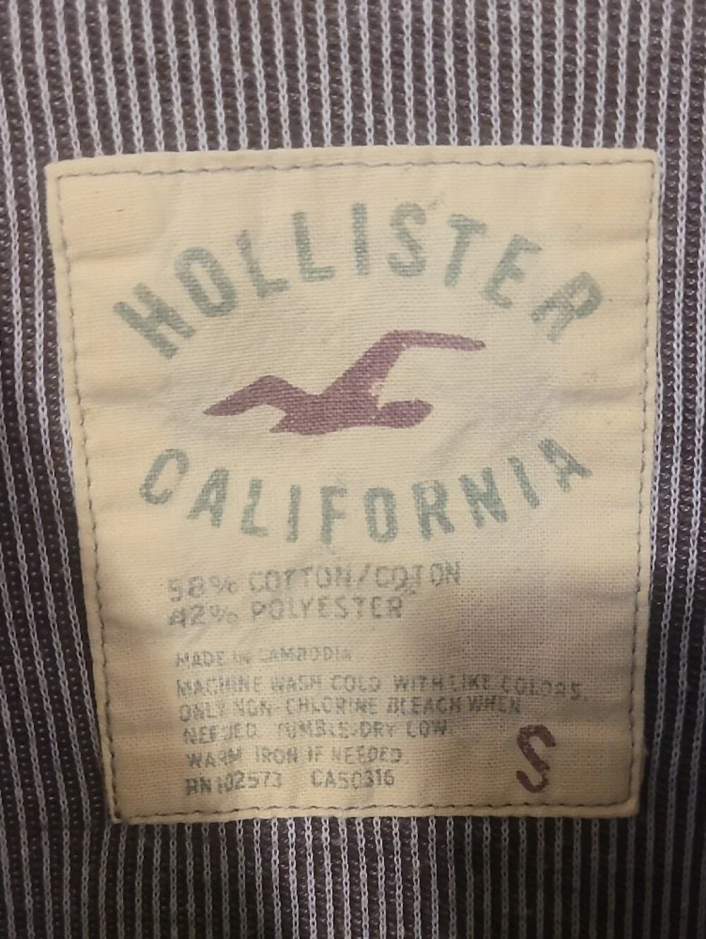 Hollister comfortable crewneck